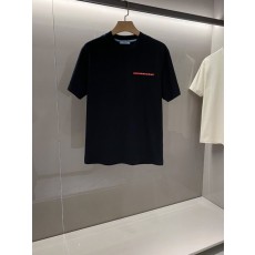 프라다 남성 라운드넥 반팔 티셔츠 001-256539