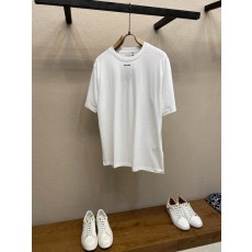 프라다 스몰 로고 프린트 반팔 티셔츠 001-256687