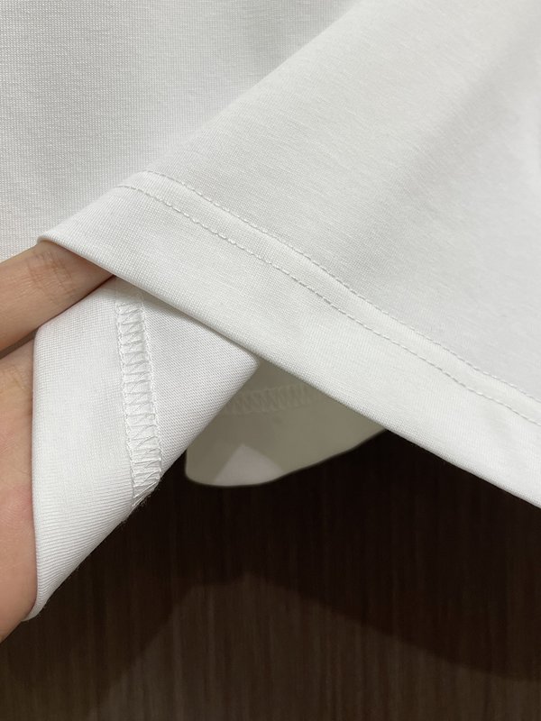 알렉산더왕 입체 프린팅 반팔 티셔츠 001-256846