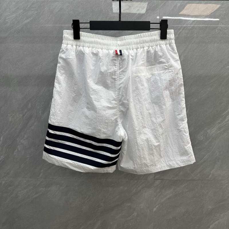 톰브라운 4 바 스트라이프 속건 비치 쇼츠 001-258739