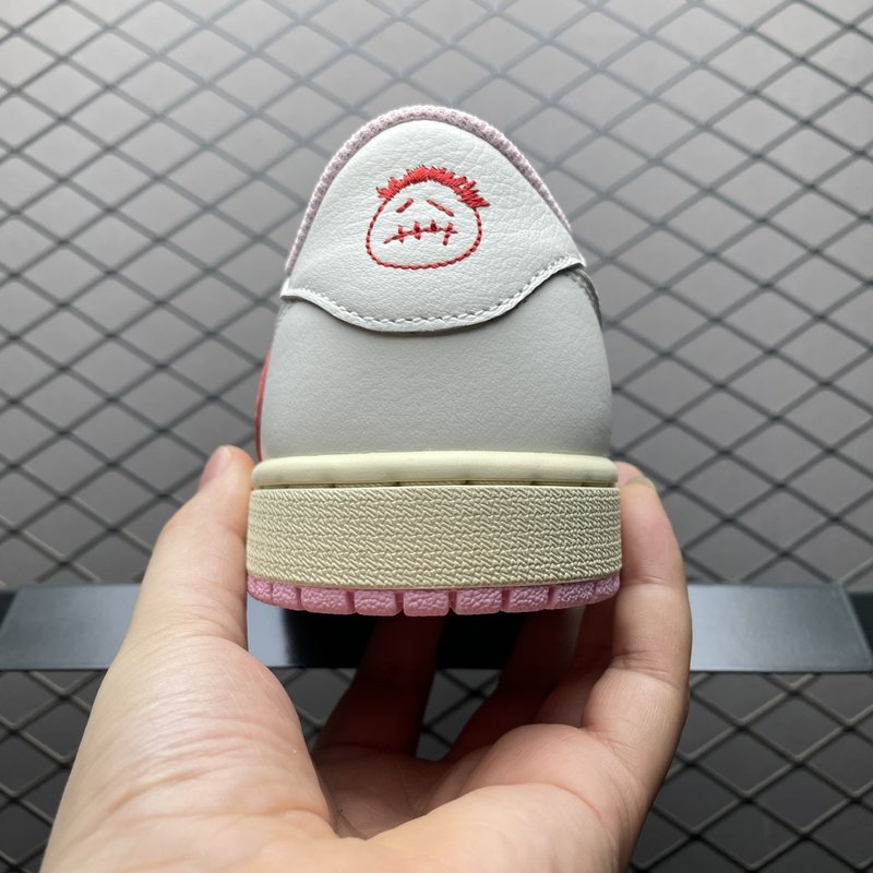 TS 콜라보 후크 로우탑 농구화 001-258771