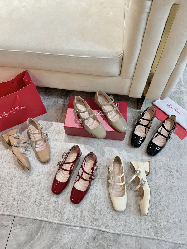 로저 비비에 다이아몬드 버클 에나멜 메리제인 여성용 구 001-258924