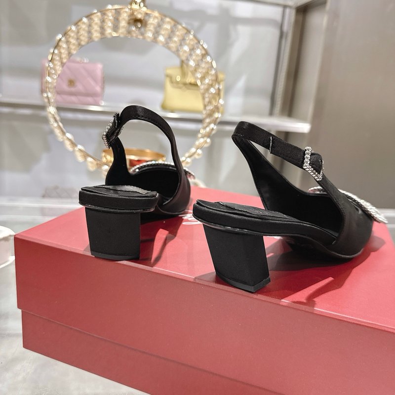 로저 비비에 실크 새틴 다이아몬드 버클 하이힐 샌들 001-258935