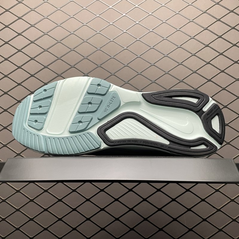 나이키 에어 줌 메쉬 러닝화 001-259340