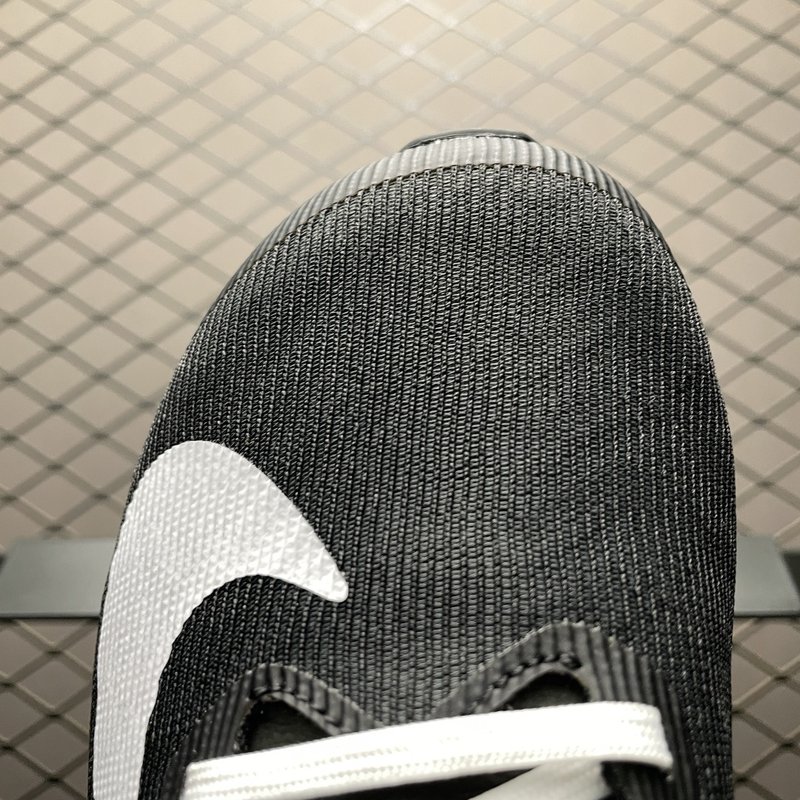 나이키 에어 줌 라이벌 플라이 4 러닝화 001-259365