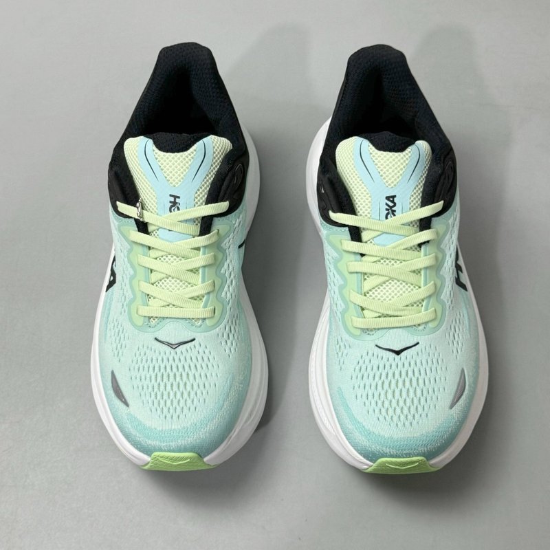 HOKA 본디 9 시리즈 로우탑 러닝화 001-259523