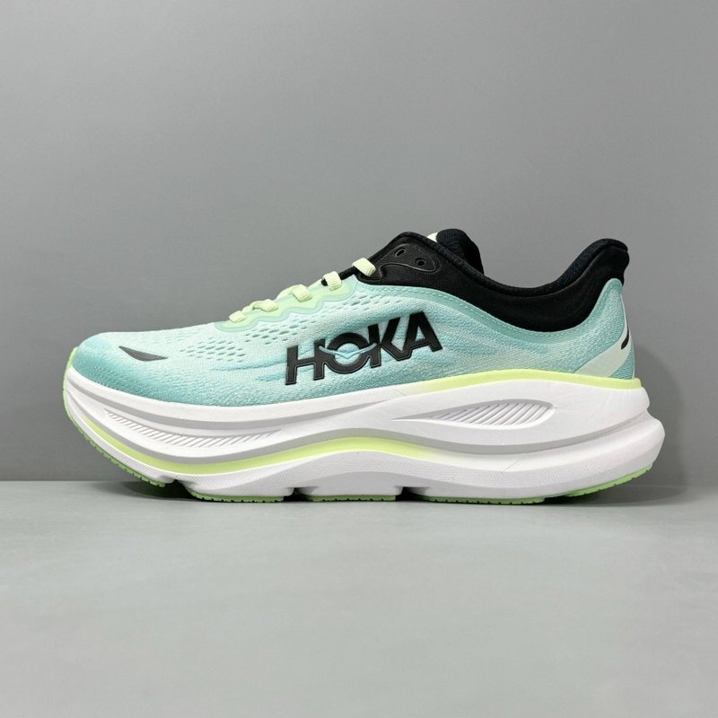 HOKA 본디 9 시리즈 로우탑 러닝화 001-259523