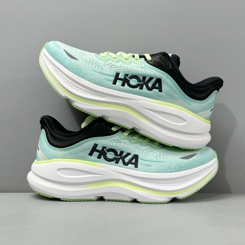 HOKA 본디 9 시리즈 로우탑 러닝화 001-259523