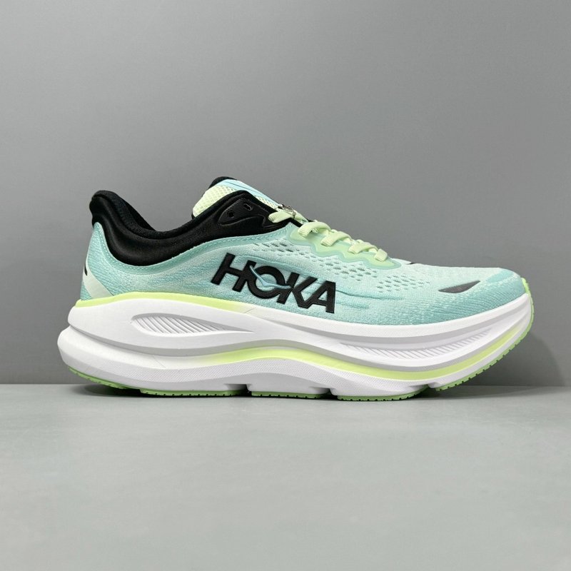 HOKA 본디 9 시리즈 로우탑 러닝화 001-259523