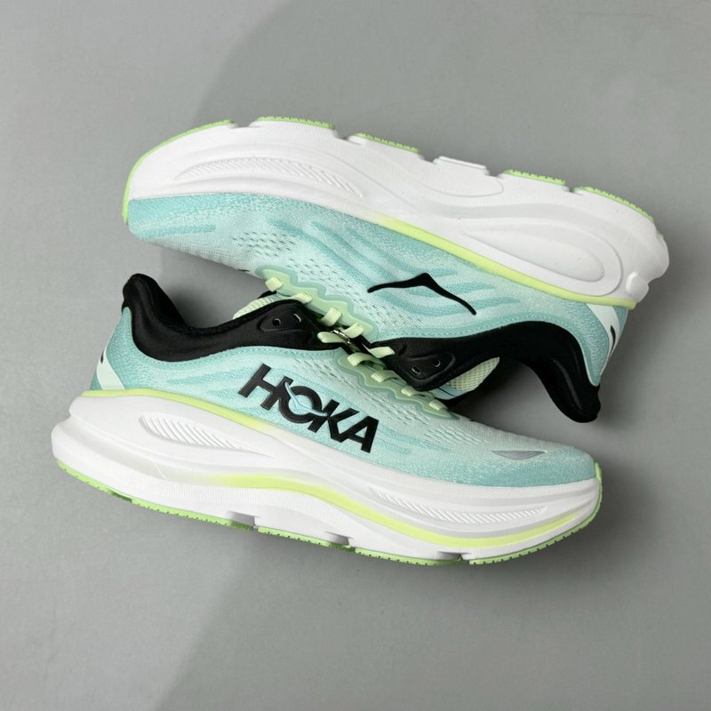 HOKA 본디 9 시리즈 로우탑 러닝화 001-259523