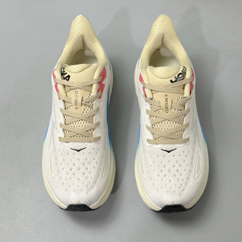 HOKA 클리프톤 9 가벼운 러닝화 001-259524