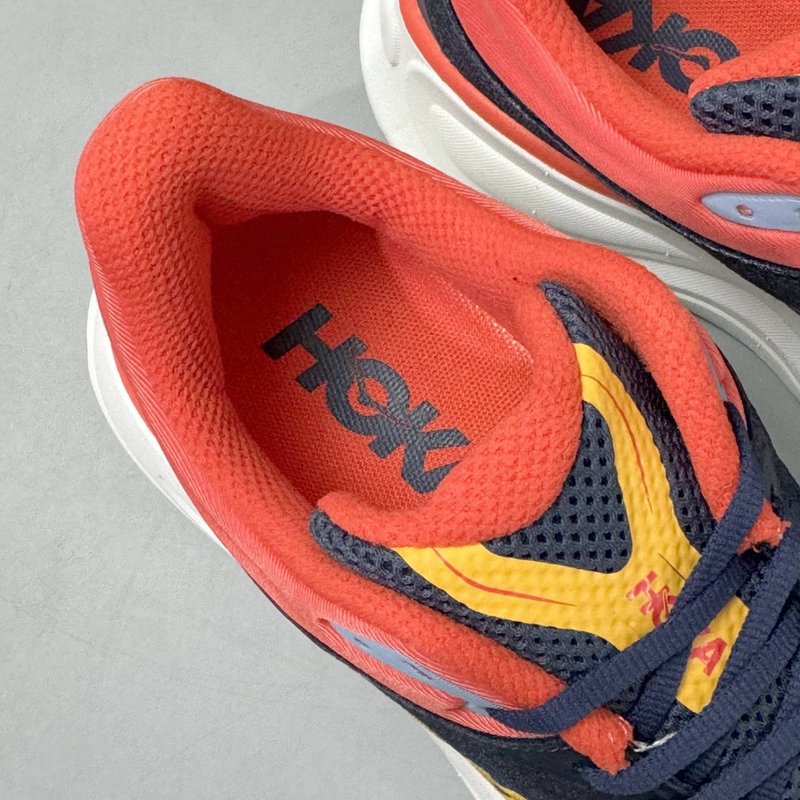 HOKA 본디 9 시리즈 남성용 쿠션 러닝화 001-259532