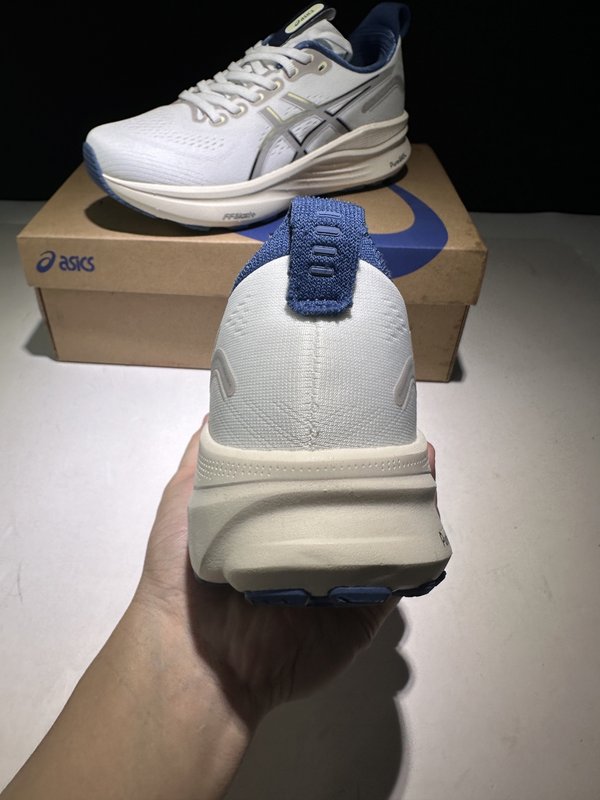 아식스 GEL-KAYANO 32 프로페셔널 러닝화 001-259554