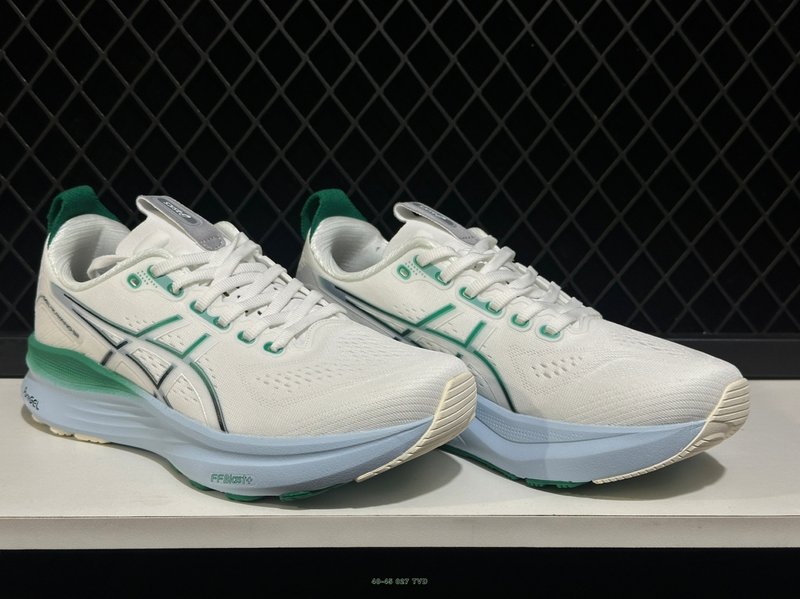 아식스 GEL-KAYANO 32 프로페셔널 러닝화 001-259707