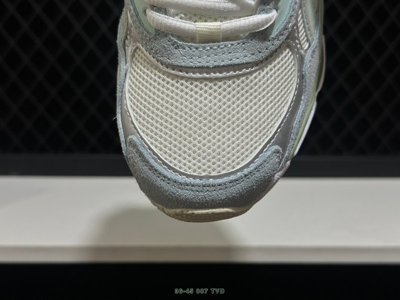 아식스 GEL-NYC 통기성 메쉬 빈티지 러닝화 001-259711