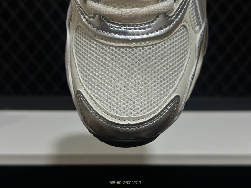 아식스 GEL-NYC 통기성 메쉬 빈티지 러닝화 001-259726
