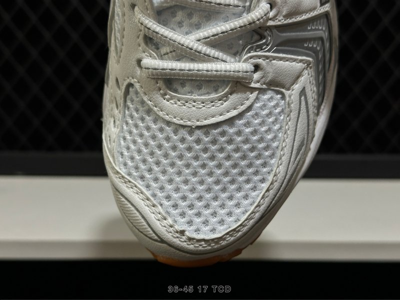 아식스 GEL-KAYANO 14 레트로 러닝화 001-259819