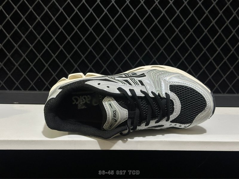 아식스 GEL-KAYANO 14 레트로 러닝화 001-259827
