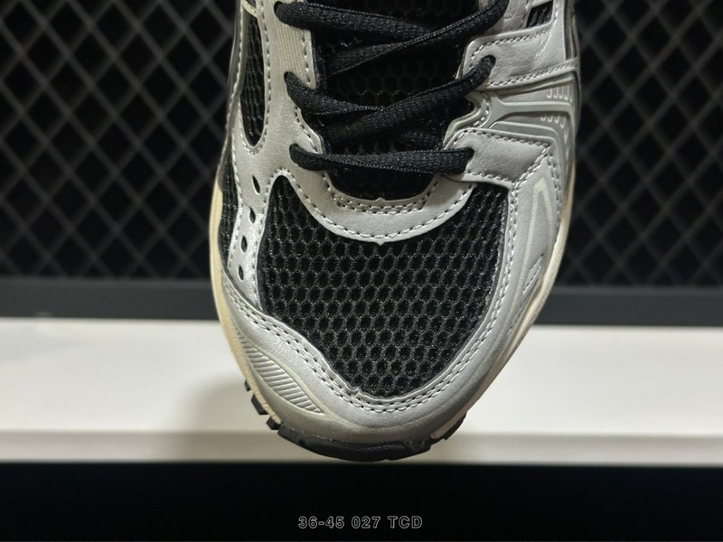 아식스 GEL-KAYANO 14 레트로 러닝화 001-259827