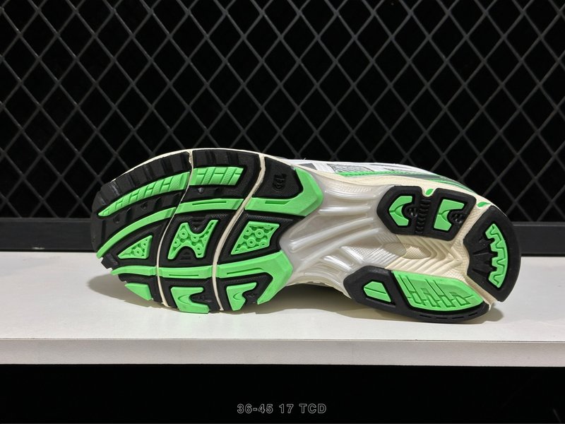 아식스 GEL-KAYANO 14 레트로 러닝화 001-259829