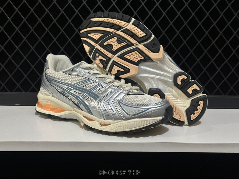 아식스 GEL-KAYANO 14 클래식 러닝화 001-259830