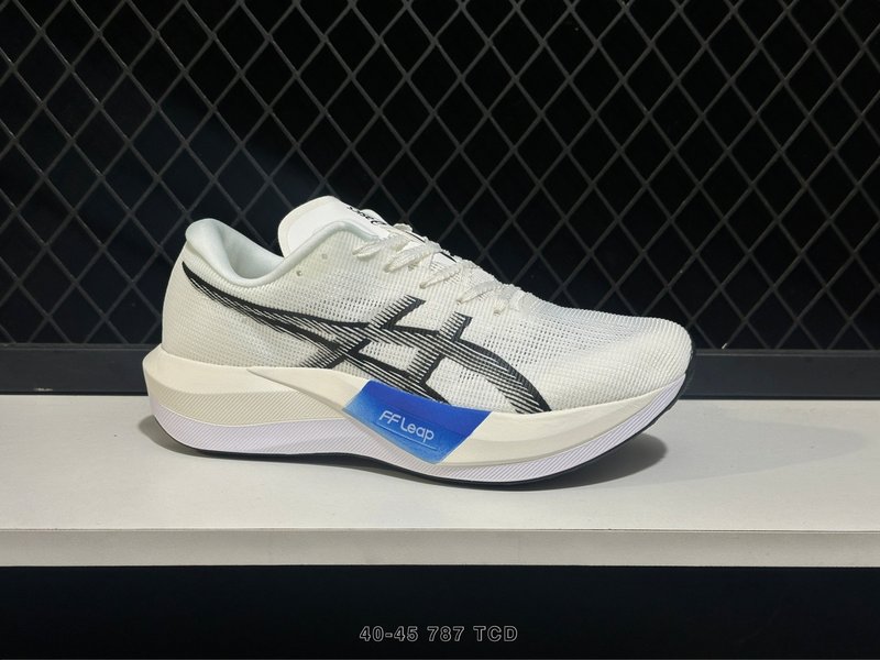 아식스 메타스피드 스카이 클래식 러닝화 001-259842