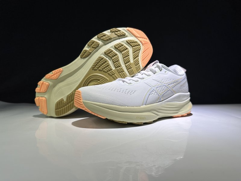 아식스 GEL-KAYANO 32 로우탑 러닝화 001-259851