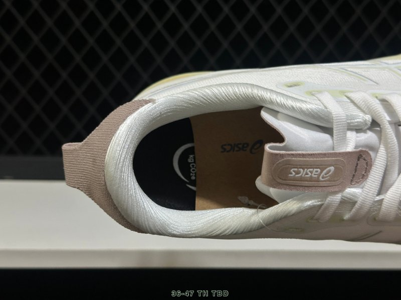 아식스 GEL-KAYANO 32 로우탑 프로 러닝화 001-259861
