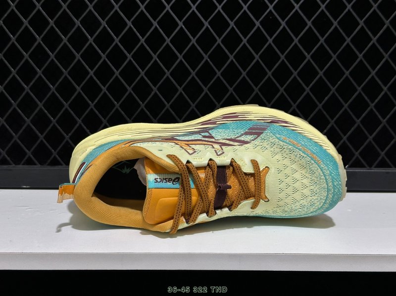아식스 GEL-TRABUCO 13 로우컷 쿠션 오프로드 001-259880
