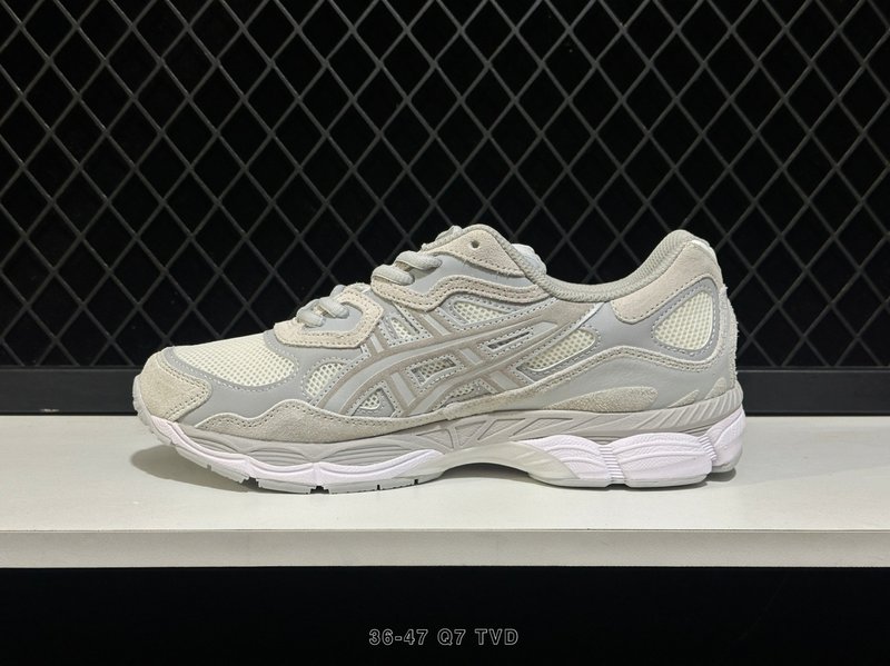 아식스 GEL-NYC 레트로 두꺼운 밑창 운동화 001-260042