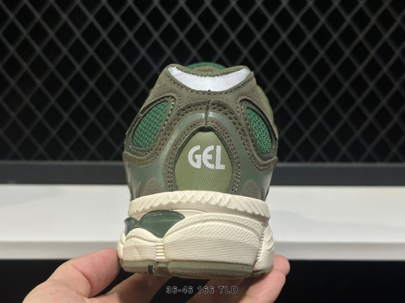 아식스 GEL-NYC 레트로 쿠션 통기성 운동화 001-260065