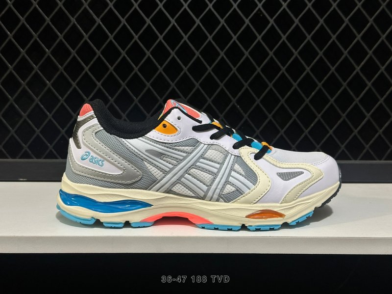 아식스 GEL-K1011 로우탑 통기성 러닝화 001-260070