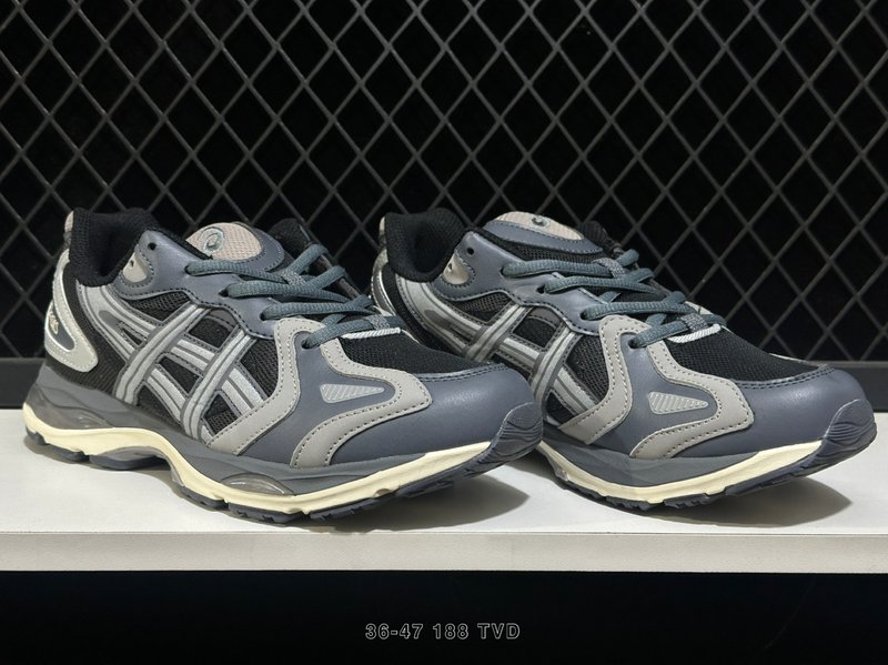 아식스 GEL-K1011 로우탑 러닝화 001-260074