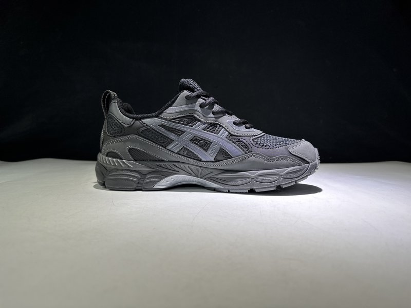 아식스 GEL-NYC 레트로 쿠션 러닝화 001-260166
