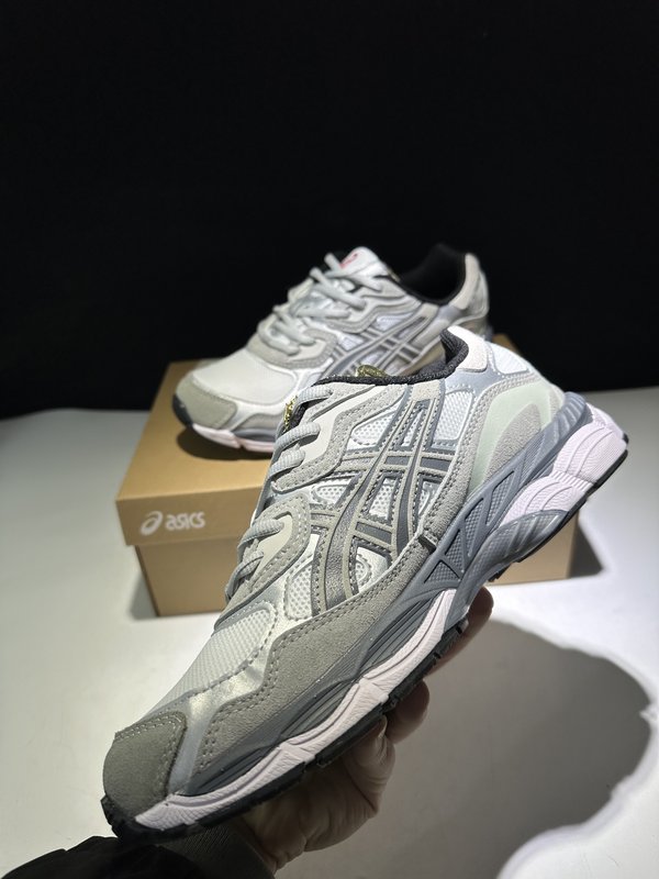 아식스 GEL-NYC 통기성 메쉬 빈티지 러닝화 001-260172