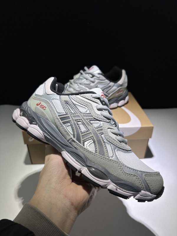 아식스 GEL-NYC 통기성 메쉬 빈티지 러닝화 001-260172