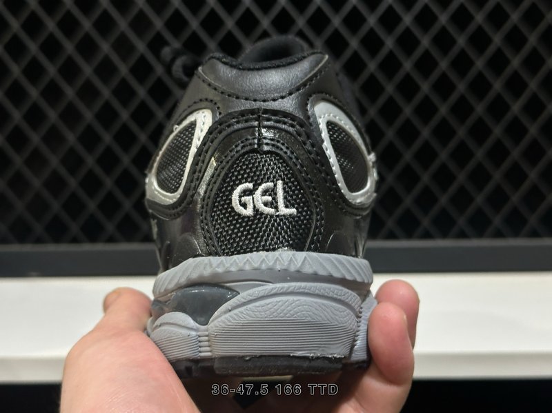아식스 GEL-CUMULUS 편안한 러닝화 001-260189