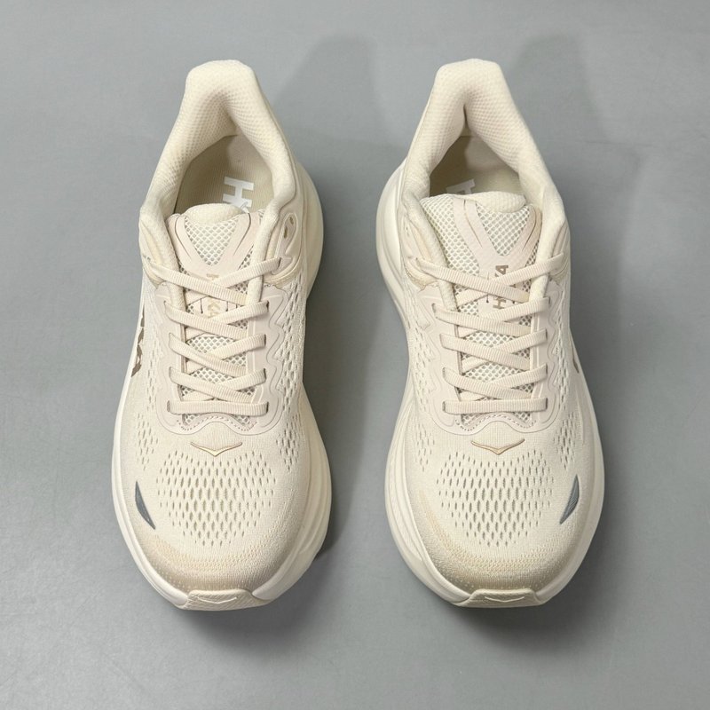 HOKA 본디 9 시리즈 여성용 로우톱 러닝화 001-260239