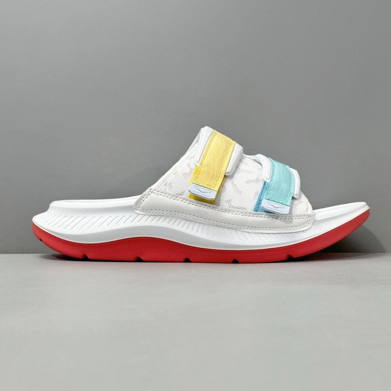 HOKA ORA Luxe 쿠션 경량 샌들 001-260241