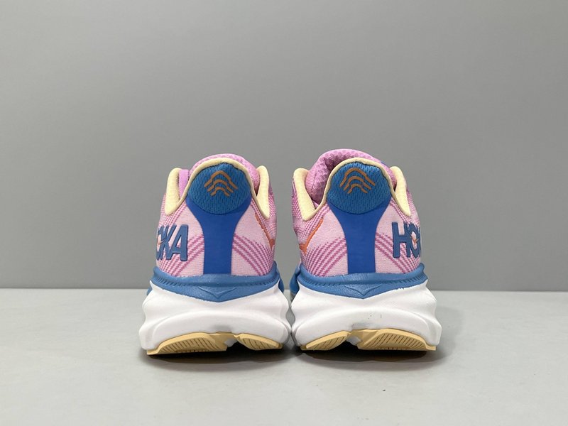 HOKA 클리프톤 9 여성용 러닝화 001-260267