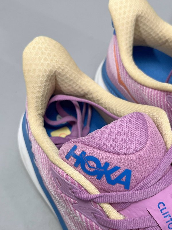 HOKA 클리프톤 9 여성용 러닝화 001-260267