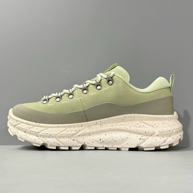 HOKA 아웃도어 방수 스포츠 캐주얼화 001-260304