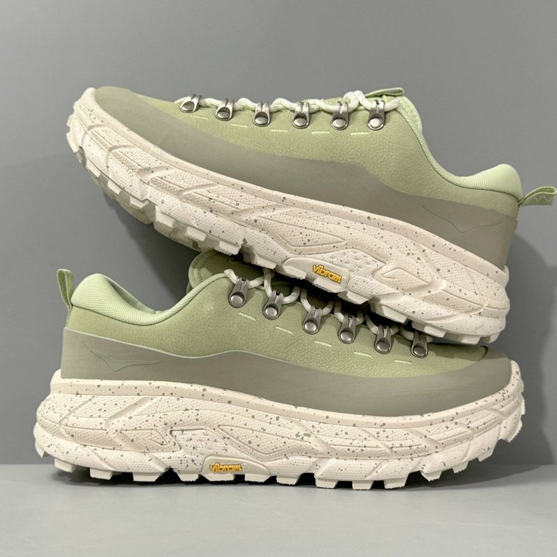 HOKA 아웃도어 방수 스포츠 캐주얼화 001-260304