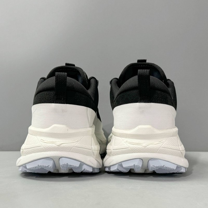 HOKA 아웃도어 방수 스포츠 캐주얼 슈즈 001-260308