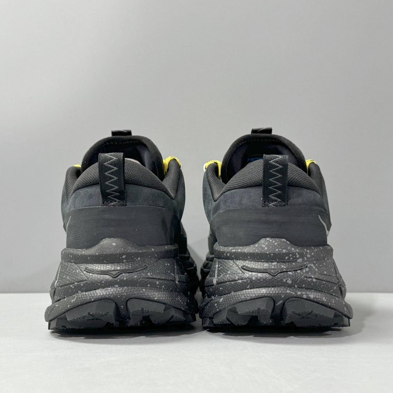 HOKA 아웃도어 방수 하이탑 스포츠 캐주얼 신발 001-260310