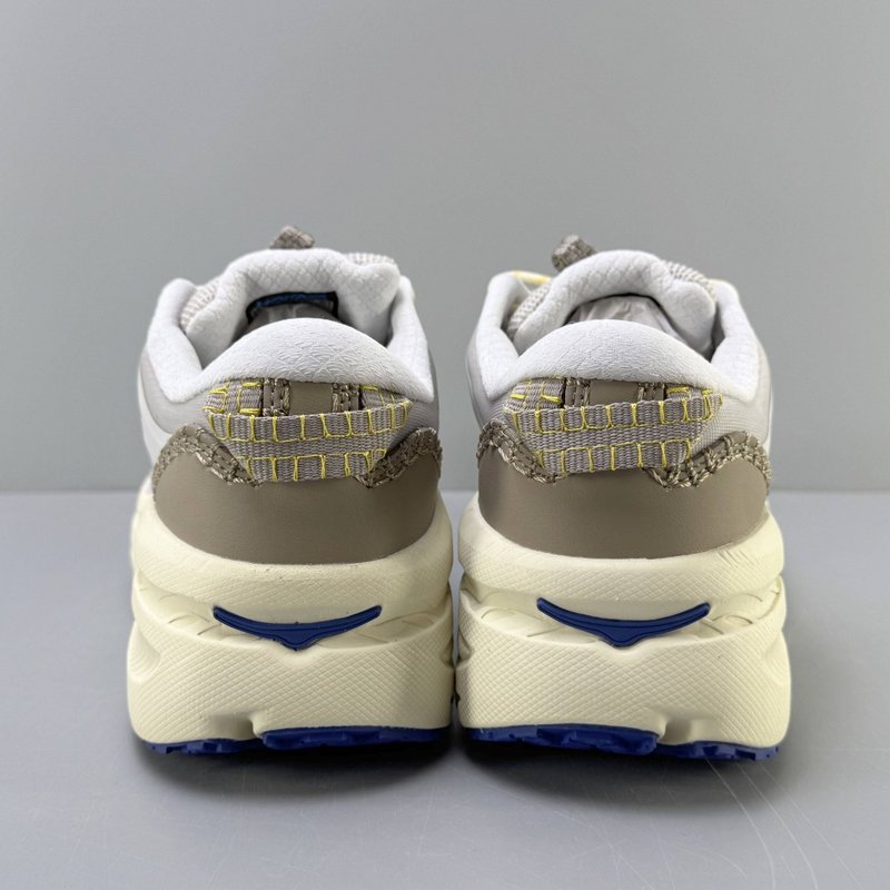 HOKA 로우탑 리바운드 러닝화 유니섹스 001-260311