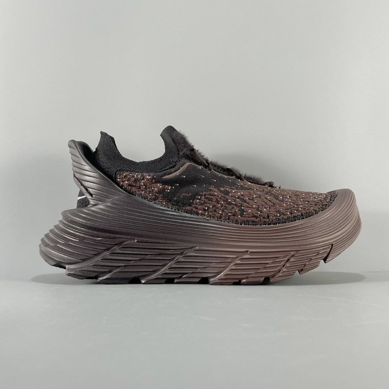 HOKA 원터치 미들컷 캐주얼 슈즈 001-260323