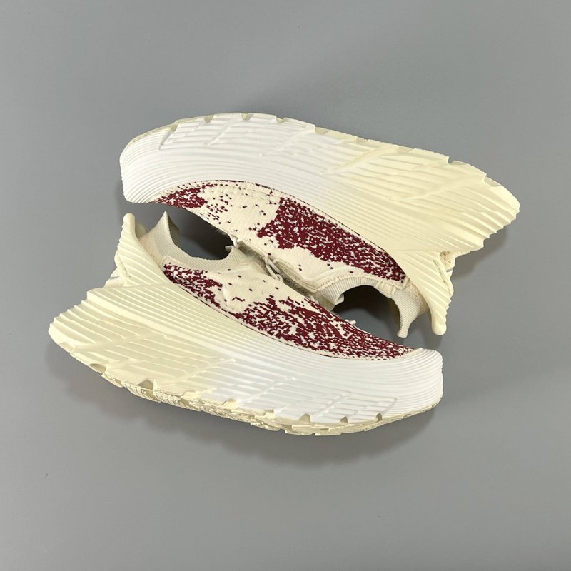 HOKA 원풋 미들탑 캐주얼 슈즈 001-260324