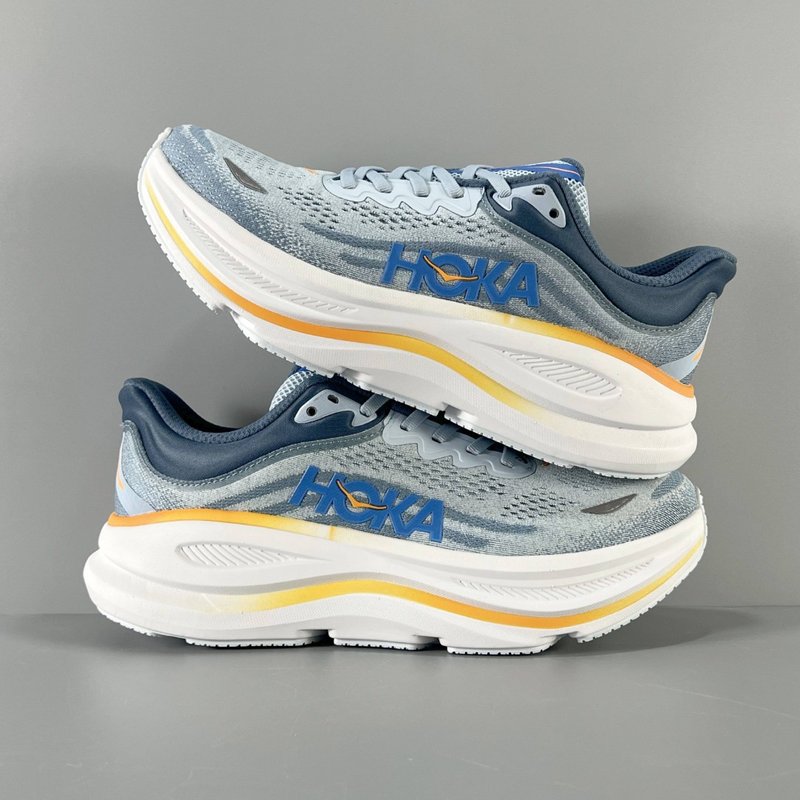 HOKA 본디 9 시리즈 로우탑 러닝화 001-260327