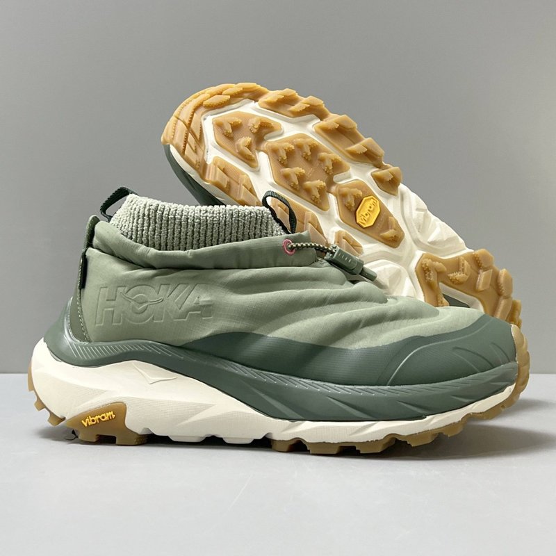 HOKA 카하 2 미드컷 방슬 등산화 001-260344